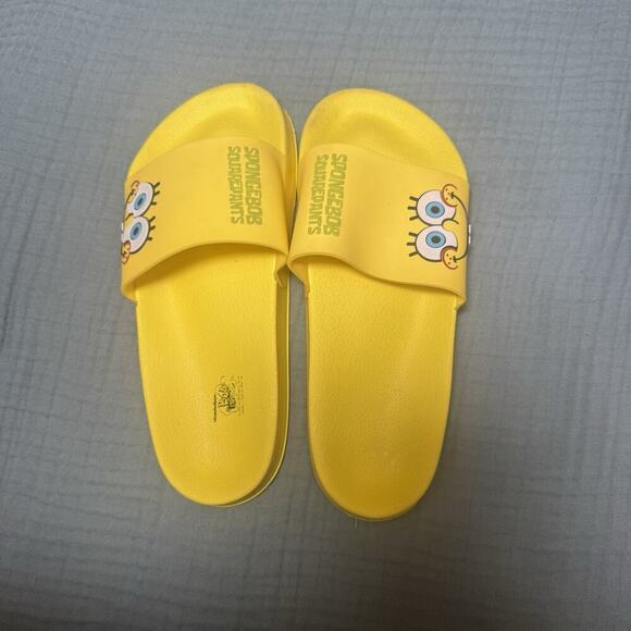 These are officially licensed SpongeBob SquarePants slide sandals. size 7 - Picture 6 of 6